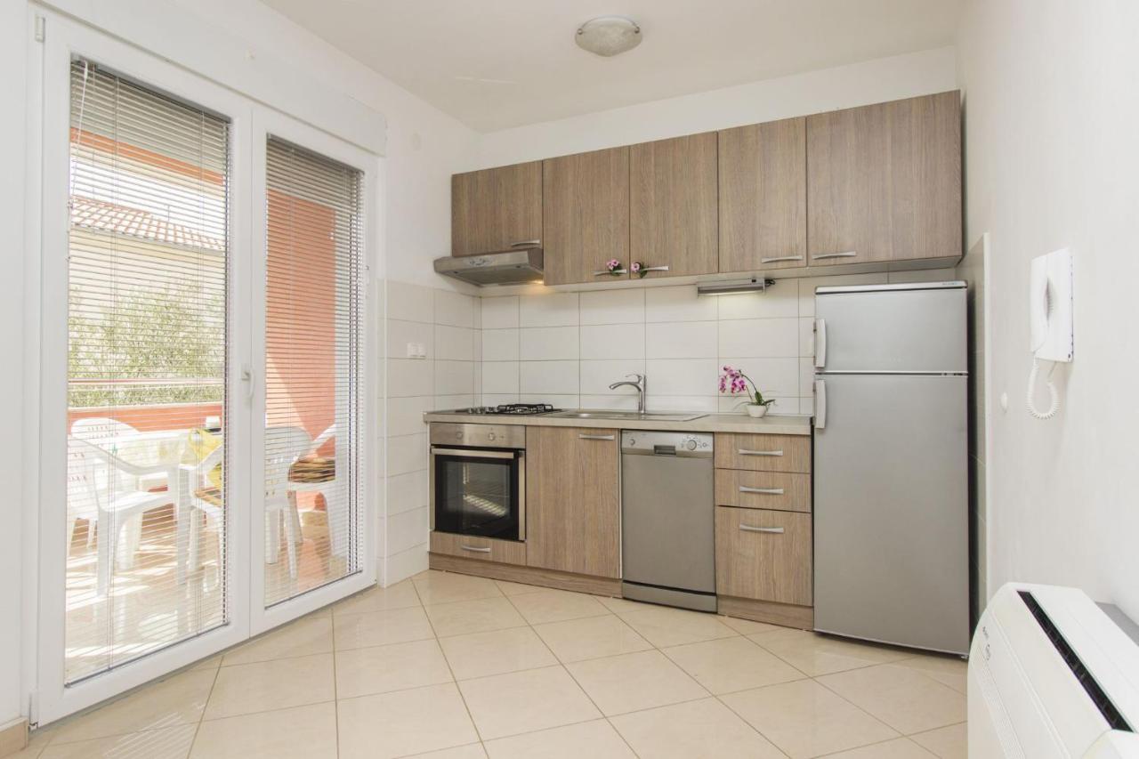 Apartments Lenija Jadrija Εξωτερικό φωτογραφία