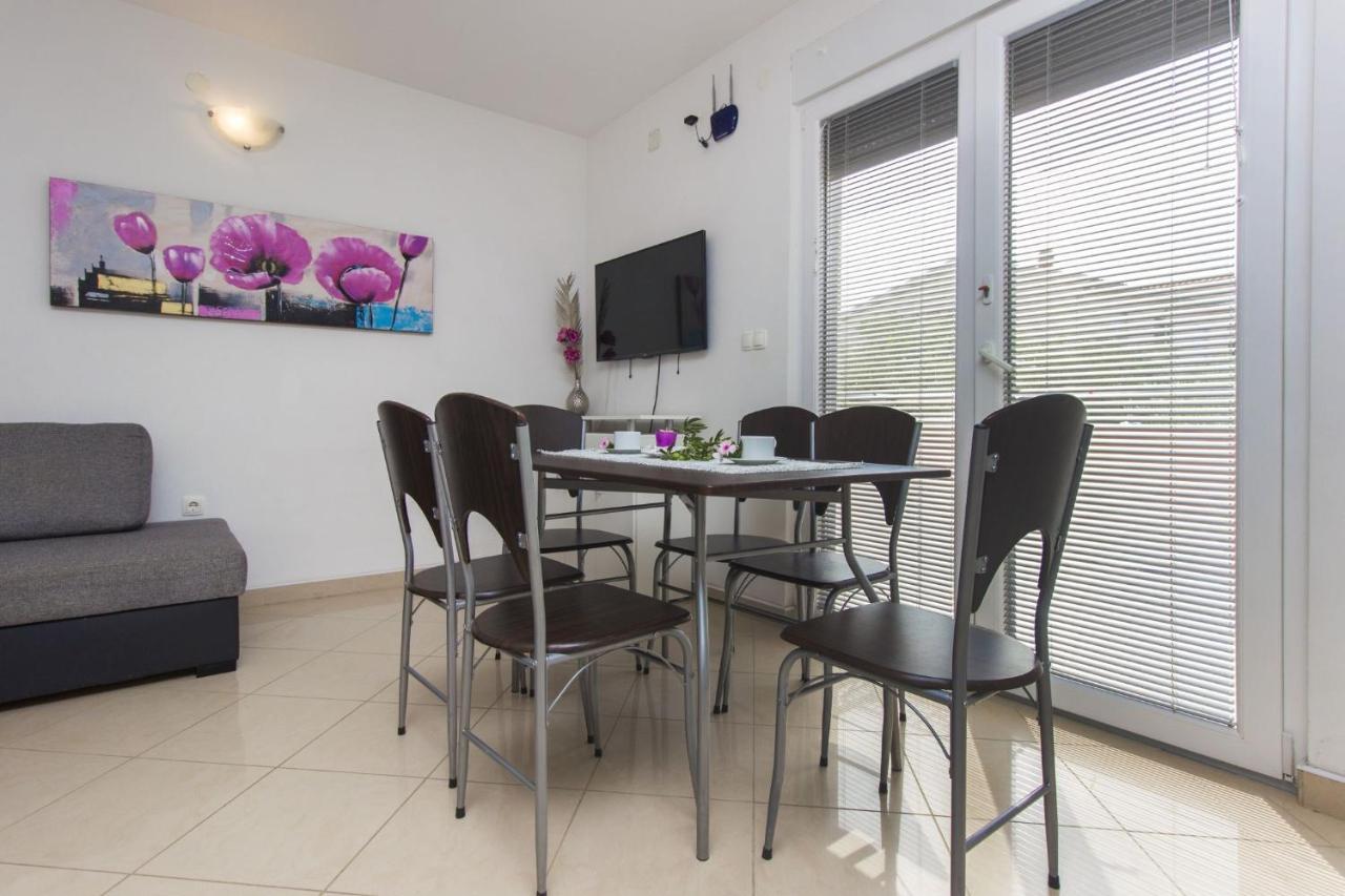 Apartments Lenija Jadrija Εξωτερικό φωτογραφία