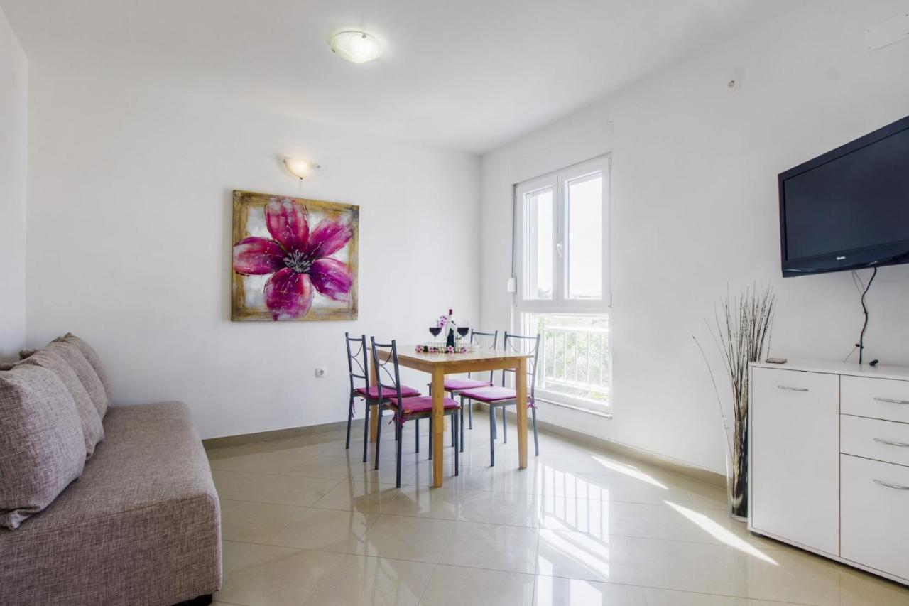 Apartments Lenija Jadrija Εξωτερικό φωτογραφία