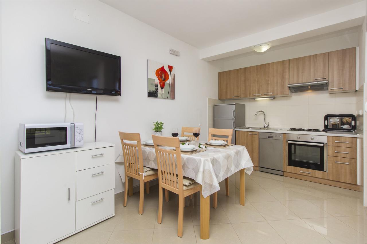 Apartments Lenija Jadrija Εξωτερικό φωτογραφία