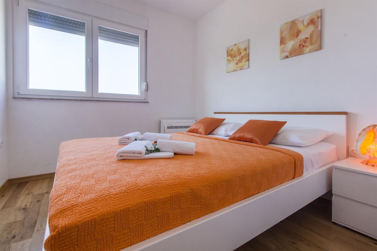 Apartments Lenija Jadrija Εξωτερικό φωτογραφία