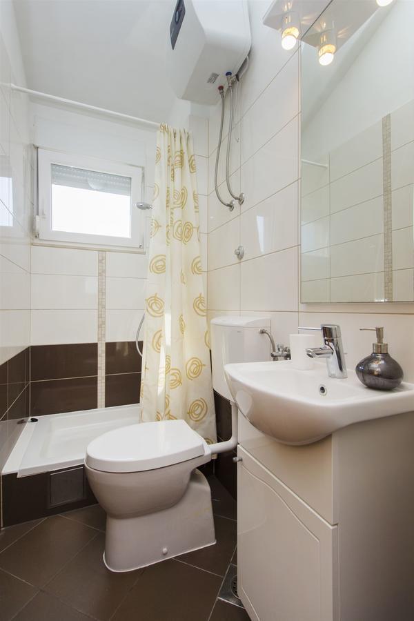 Apartments Lenija Jadrija Εξωτερικό φωτογραφία