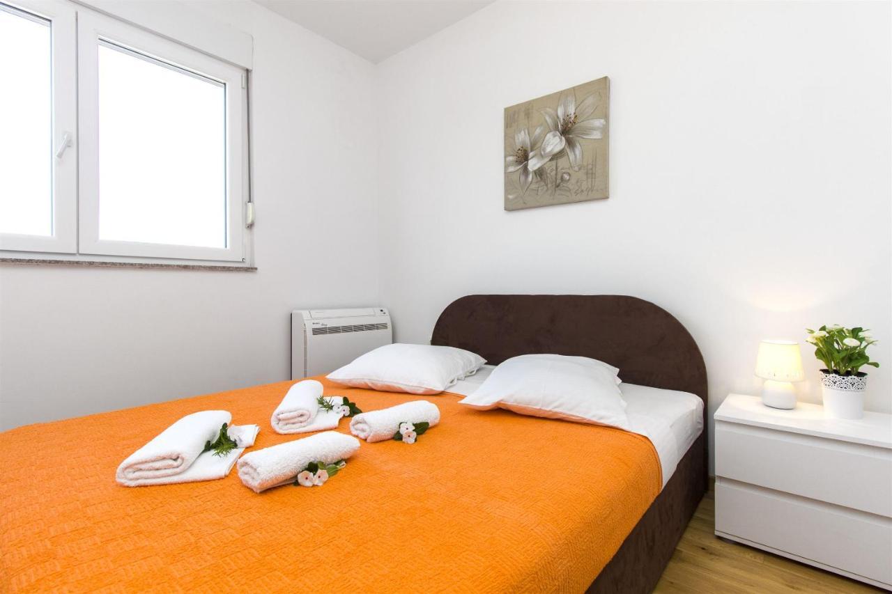 Apartments Lenija Jadrija Εξωτερικό φωτογραφία
